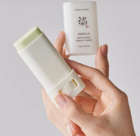 Beauty of Joseon - Matte Sun Stick Mugwort + Camelia SPF 50+ PA++++